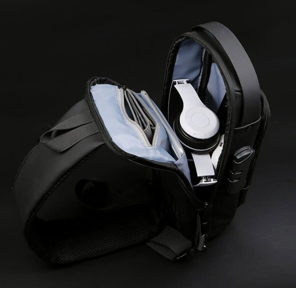 Anti Theft Backpack with Locking Zippers and Hidden Pockets Backpack