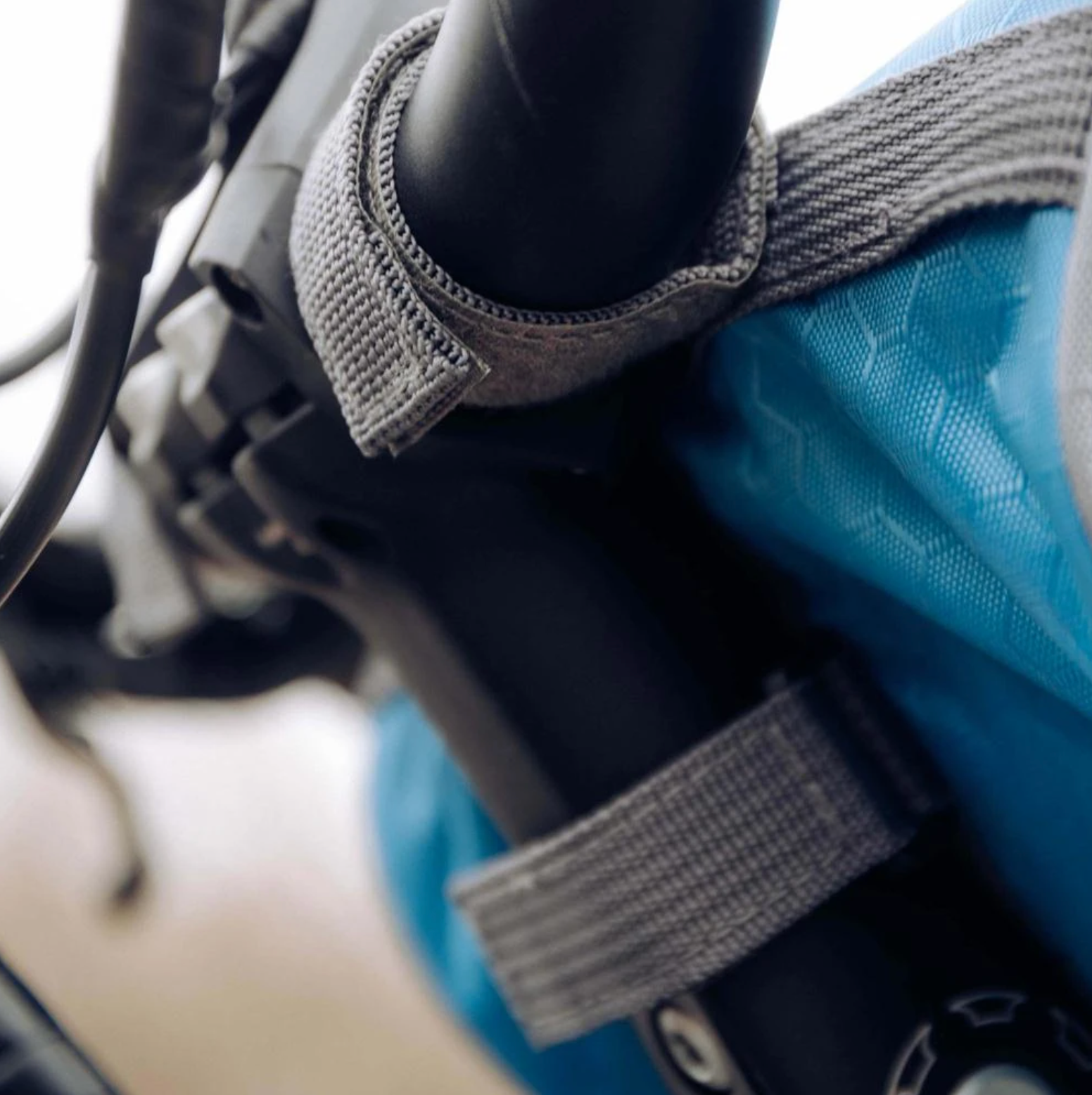 Bicycle Handlebar Bag Touchscreen Compatible Splash Resistant