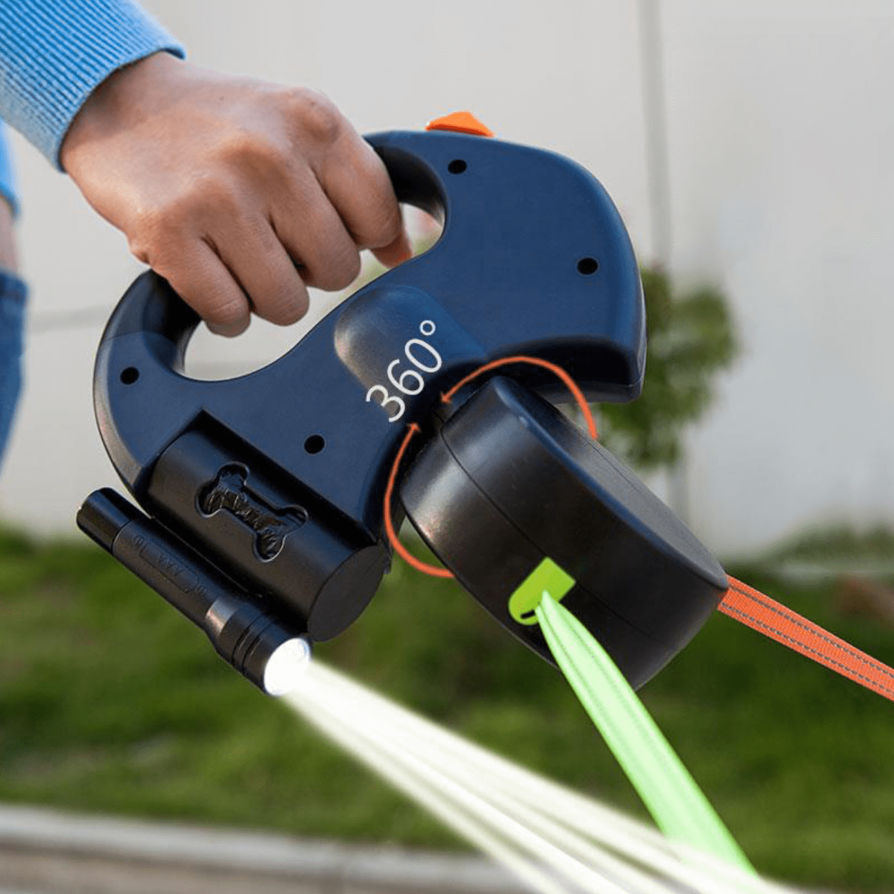 Double Dog Leash with LED Flashlight