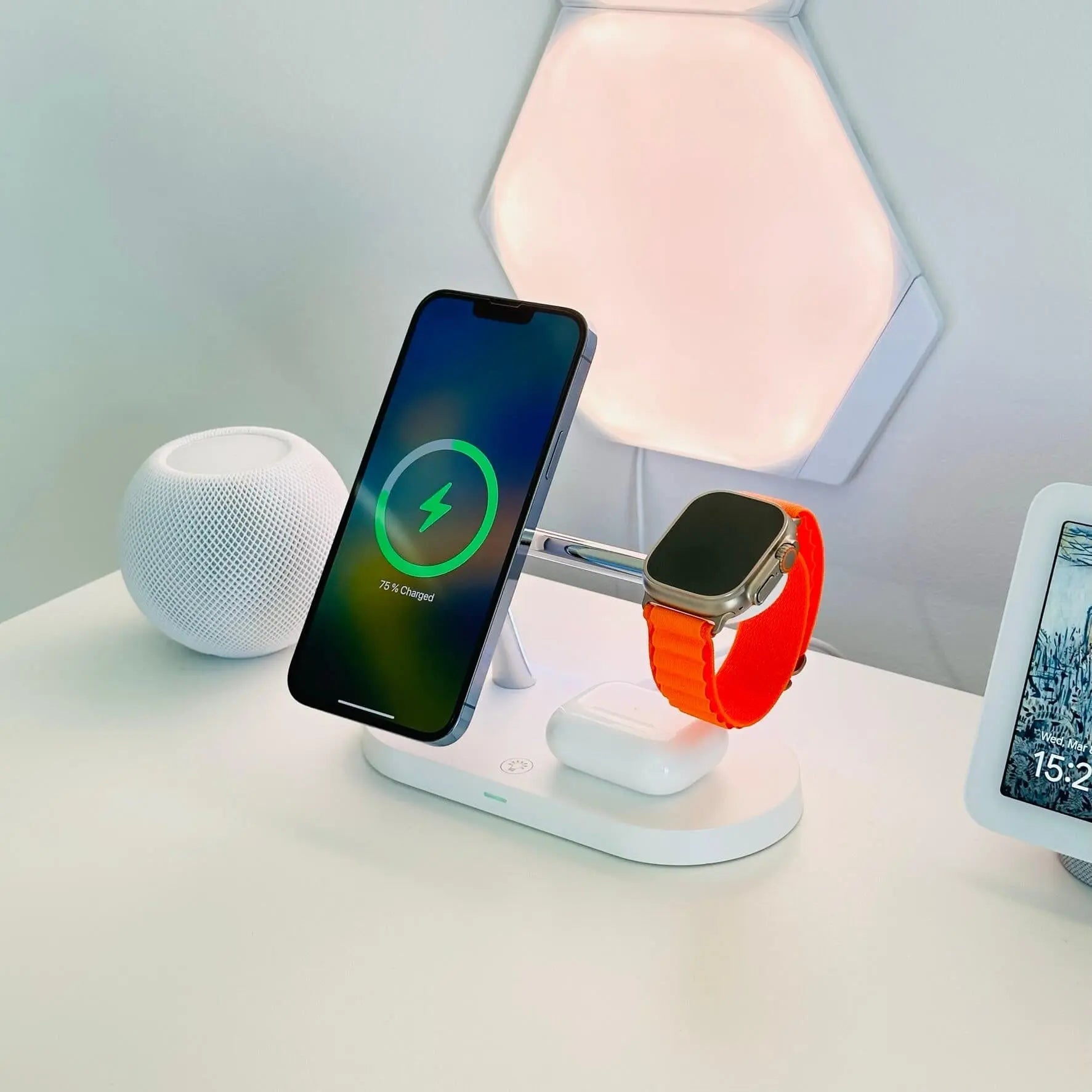 Wireless Charging Station Fast Charge Pad for Multiple Devices